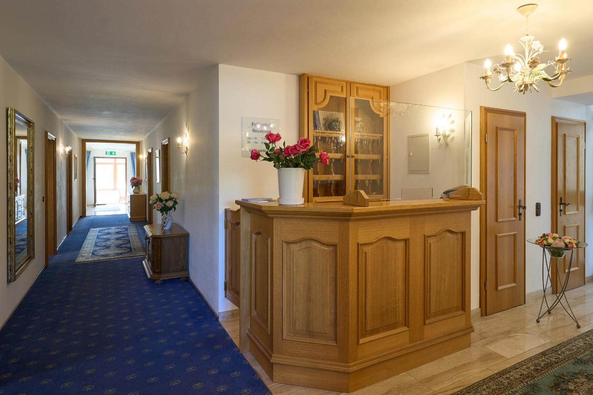 Hotel Garni Demmel Bruckmühl Exteriör bild