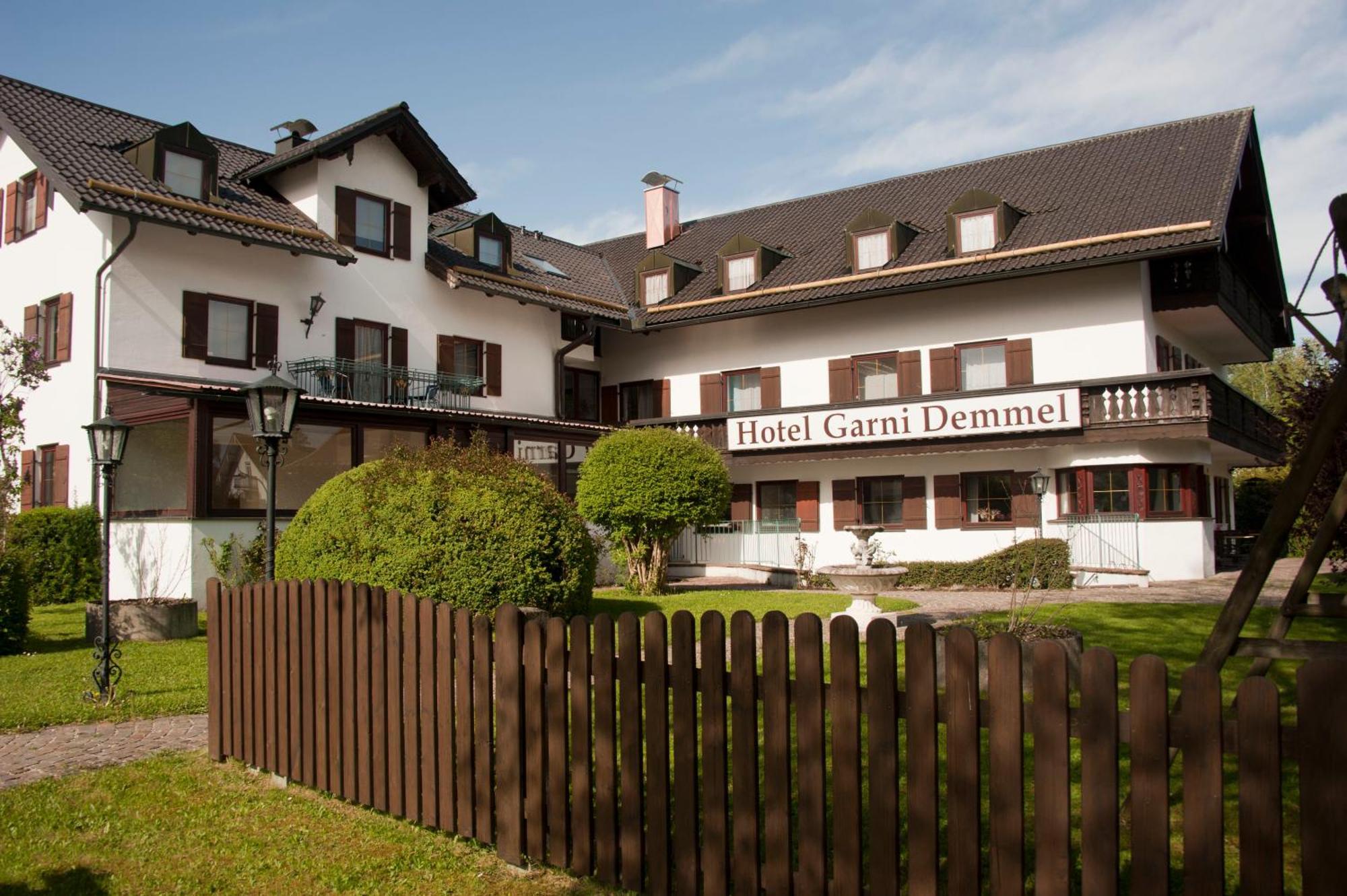 Hotel Garni Demmel Bruckmühl Exteriör bild